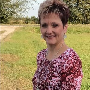 Meet your Posher, Annette